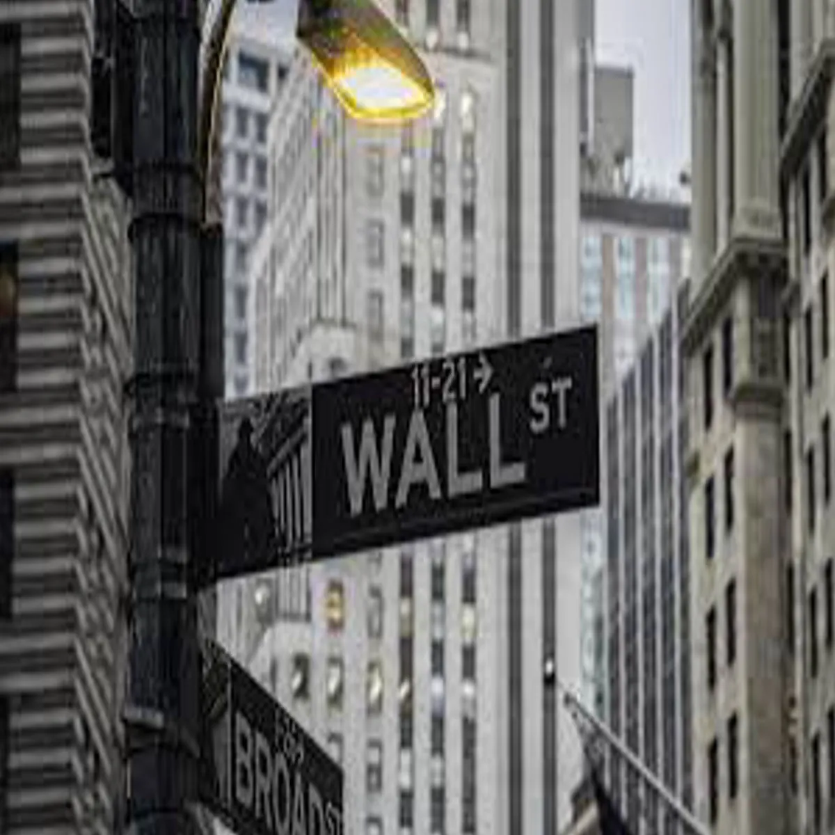 Wall Street Eyes Rate Cuts Markets