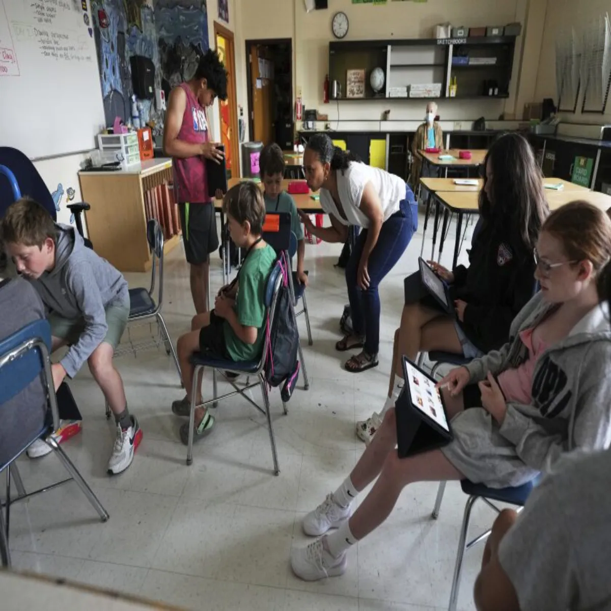 Education System Faces New Shift Federal